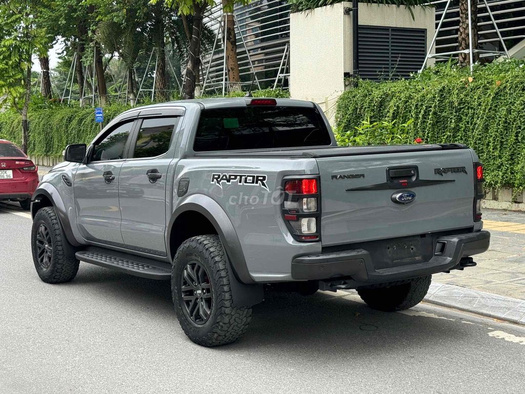 Ford Ranger Raptor Xám Автомат