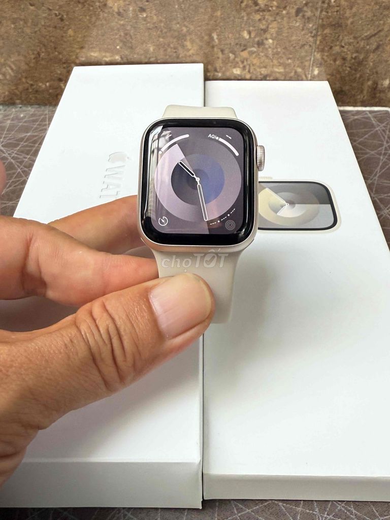 Apple Watch SE2/40mm starlight nhôm vn gps mới 99%. Mua bán Thiết bị đeo thông minh tại Quận 11 Tp Hồ Chí Minh được đăng bởi Nguyễn Khương hình 1