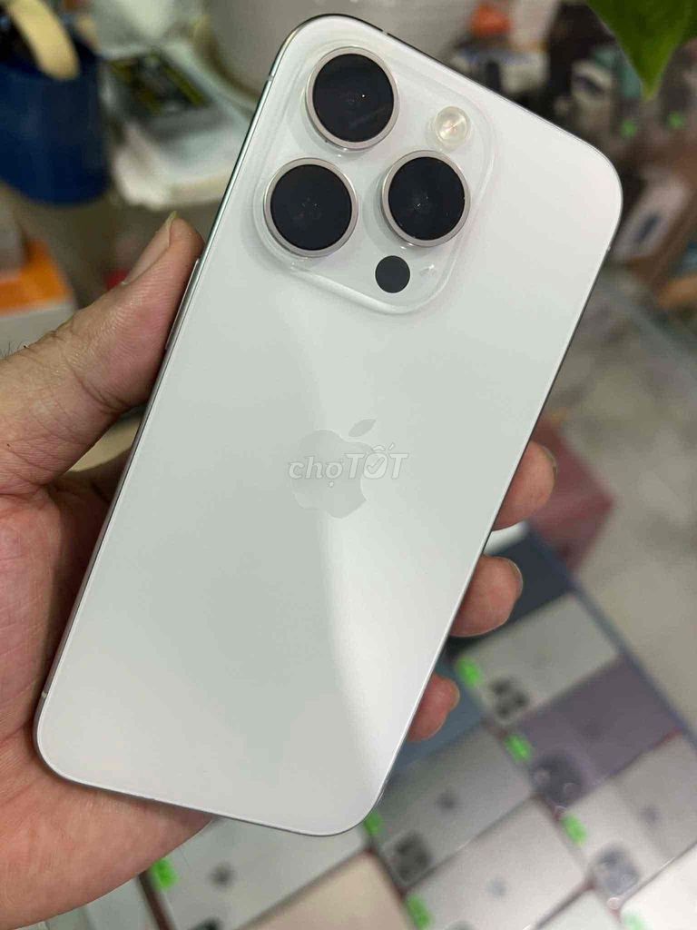 iPhone 15 Pro 1TB Trắng titan 99% màn âm ảnh nhẹ. Mua bán Điện thoại tại Thành phố Mỹ Tho Tiền Giang được đăng bởi Sanh Phone hình 1