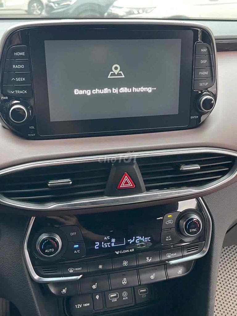 Santafe 2.4L xăng cao cấp sx 2020 màu trắng. Mua bán Ô tô tại Quận Cầu Giấy Hà Nội được đăng bởi Cao Quý hình 8