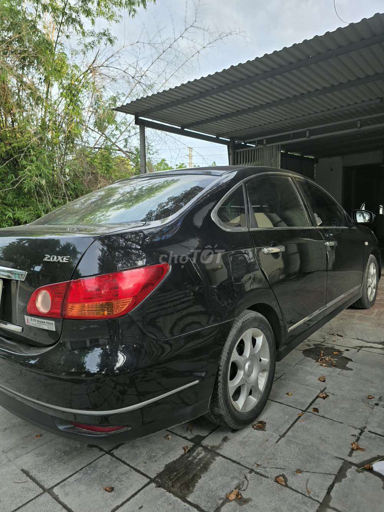 Nissan Bluebird 2009 photo 2