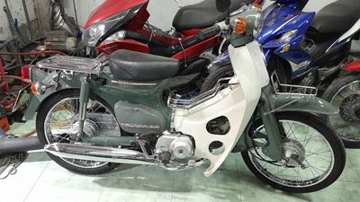 Honda Super Cub 81/50 Xám trắng. Mua bán Xe máy tại Quận Bình Tân Tp Hồ Chí Minh được đăng bởi Mai Trâm