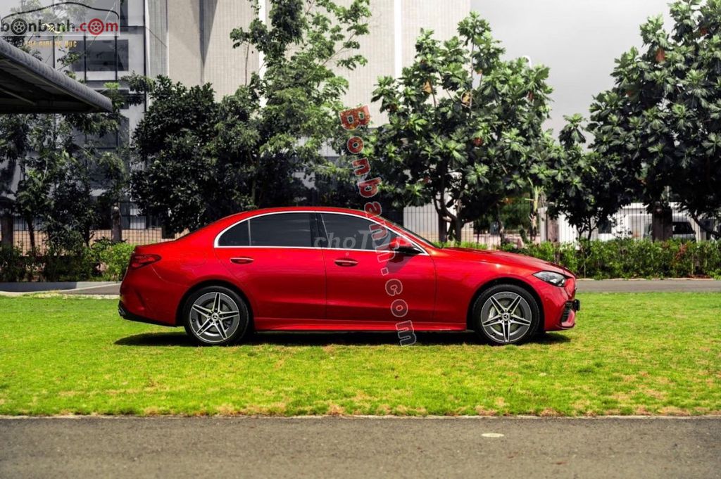Mercedes Benz C class C300 AMG 2022 - 1 Tỷ 699. Mua bán Ô tô tại Quận 7 Tp Hồ Chí Minh được đăng bởi Nguyễn Xuân Phúc hình 3