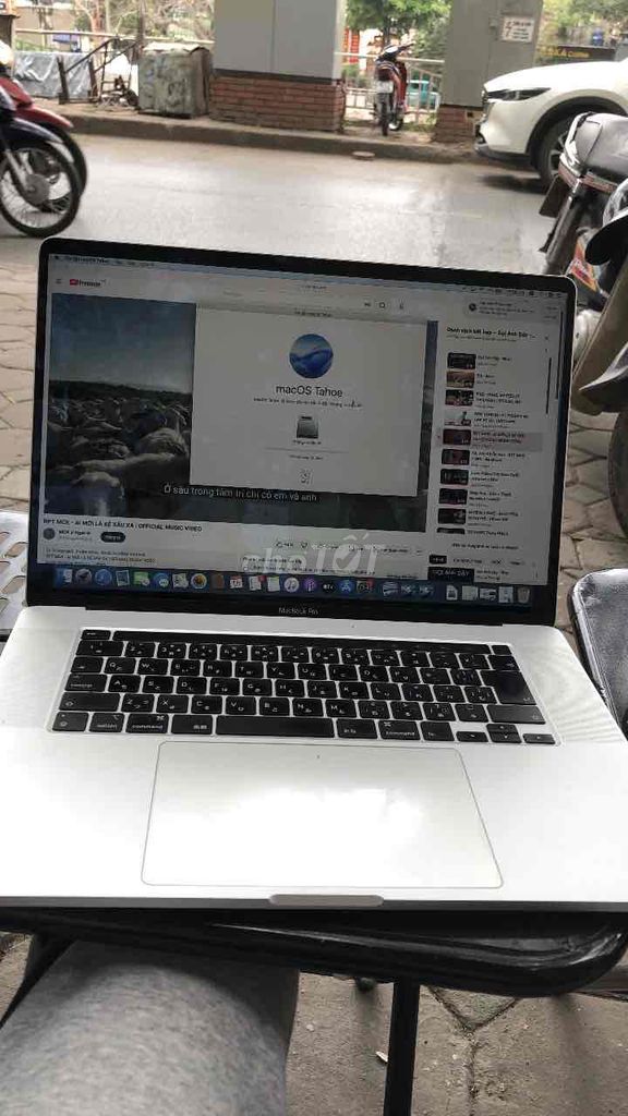 Apple MacBook Pro 2019 i9 16 inch 16GB/1TB. Mua bán Laptop tại Quận Cầu Giấy Hà Nội được đăng bởi nguyễn tiến hình 1