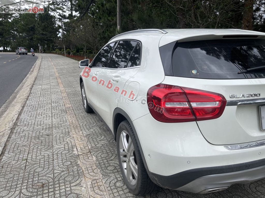 Xe Mercedes Benz GLA200 2014. Mua bán Ô tô tại Thành phố Bảo Lộc Lâm Đồng được đăng bởi Nguyen chau gia Linh hình 3