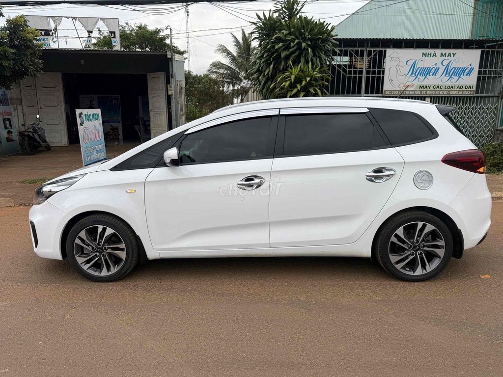 Kia Rondo 2018 Số sàn màu Trắng. Mua bán Ô tô tại Thành phố Pleiku Gia Lai được đăng bởi Dinh Trung  hình 8