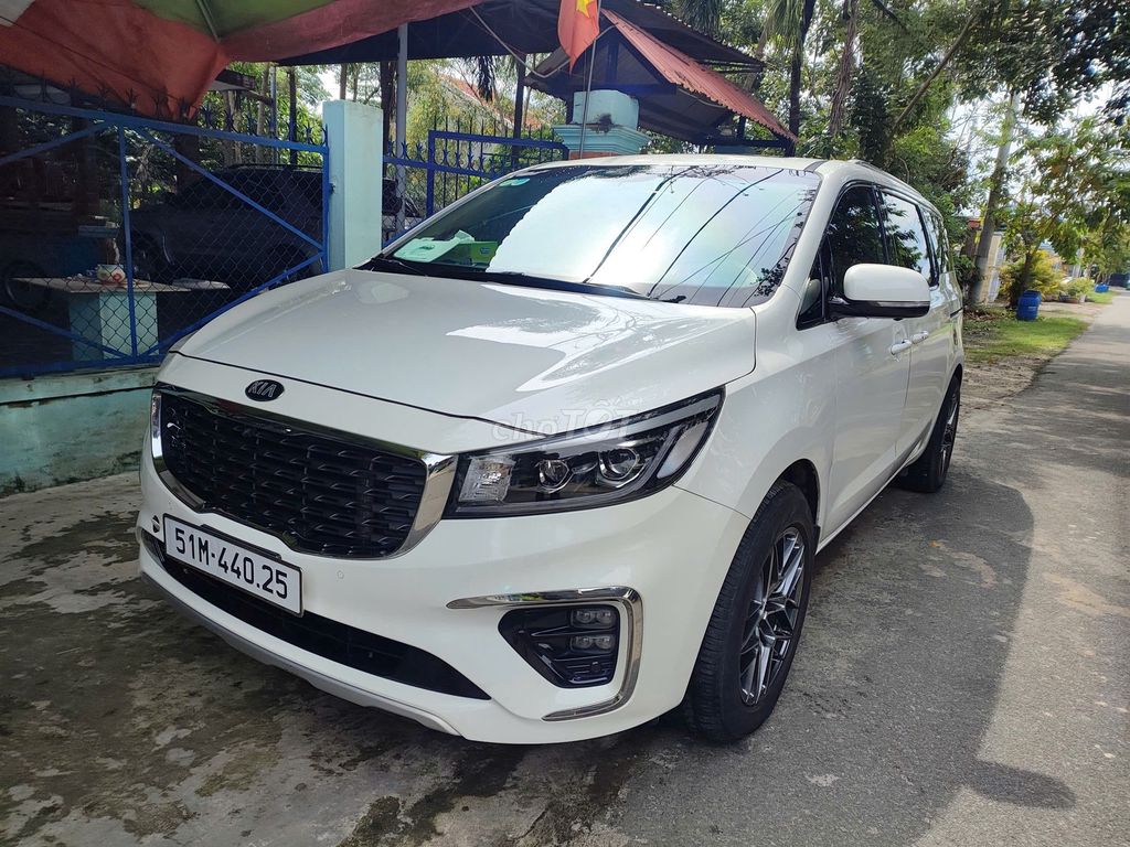 Bán xe Kia Sedona 2020 trắng Full dầu 820 triệu. Mua bán Ô tô tại Thành phố Thủ Đức Tp Hồ Chí Minh được đăng bởi Lê Phương hình 1