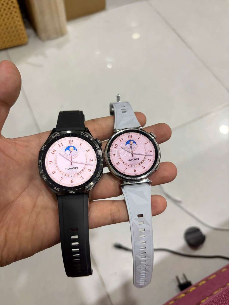 Huawei Watch GT 5 Đen, Trắng. Mua bán Thiết bị đeo thông minh tại Huyện Hóc Môn Tp Hồ Chí Minh được đăng bởi Công Hồ hình 1