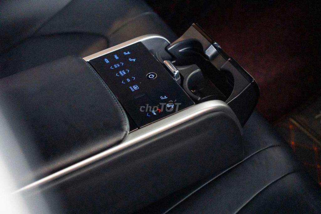 ❤️ Toyota Camry 2.5Q , 2020 ❤️

 bản full 2.5Q. Mua bán Ô tô tại Quận Hải Châu Đà Nẵng được đăng bởi TÂN HƯNG YÊN AUTO hình 19