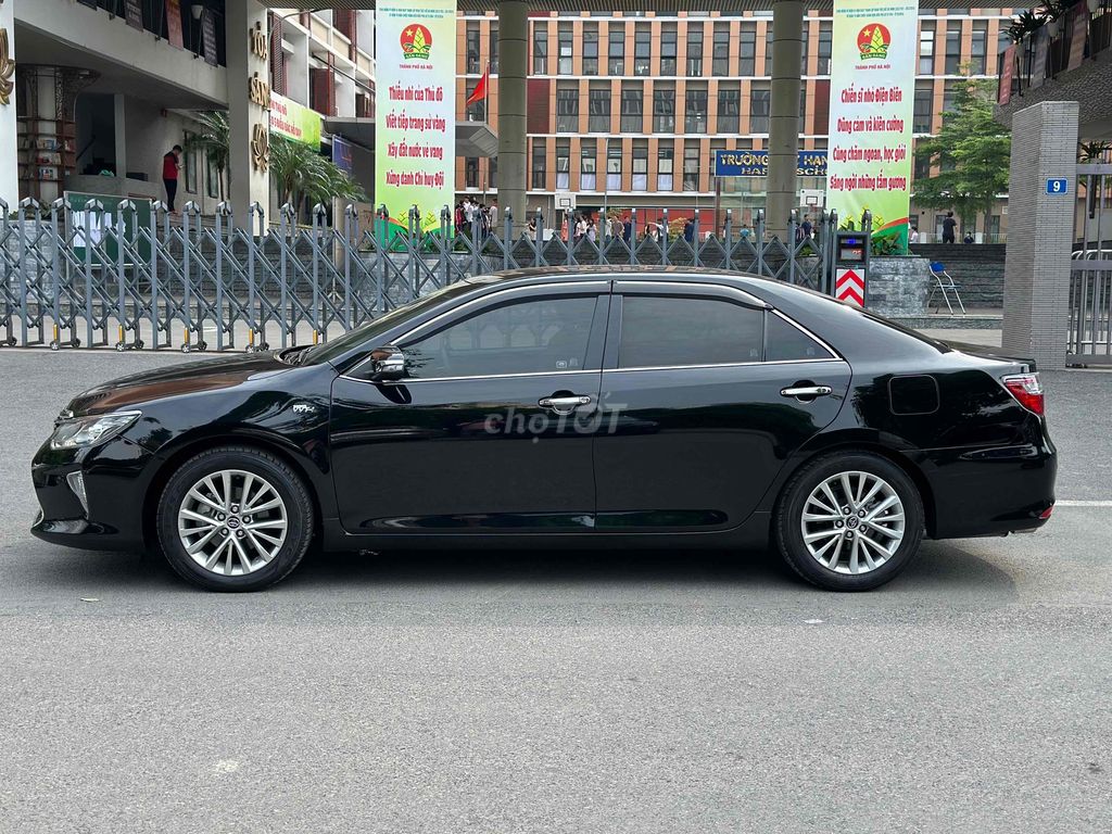 Bán Toyota Camry 2018 2.5Q Đen Nâu Siêu Mới