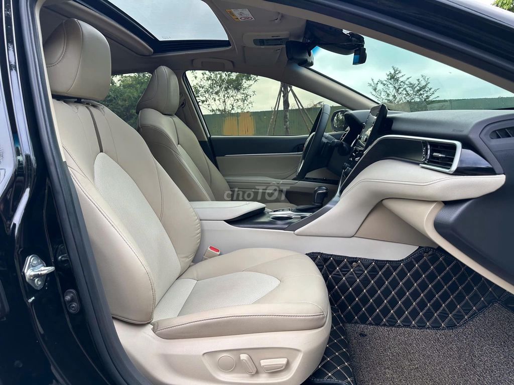 Toyota Camry 2022 2.5Q - 38,000 KM siêu đẹp.. Mua bán Ô tô tại Thành phố Thủ Đức Tp Hồ Chí Minh được đăng bởi Đức Tứ Bánh hình 15