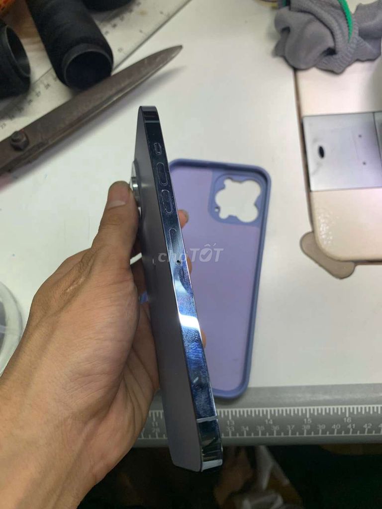 Apple iPhone 13 Pro Max 128GB Xám Đã qua sử dụng. Mua bán Điện thoại tại Thành phố Buôn Ma Thuột Đắk Lắk được đăng bởi Ngọc sơn hình 1