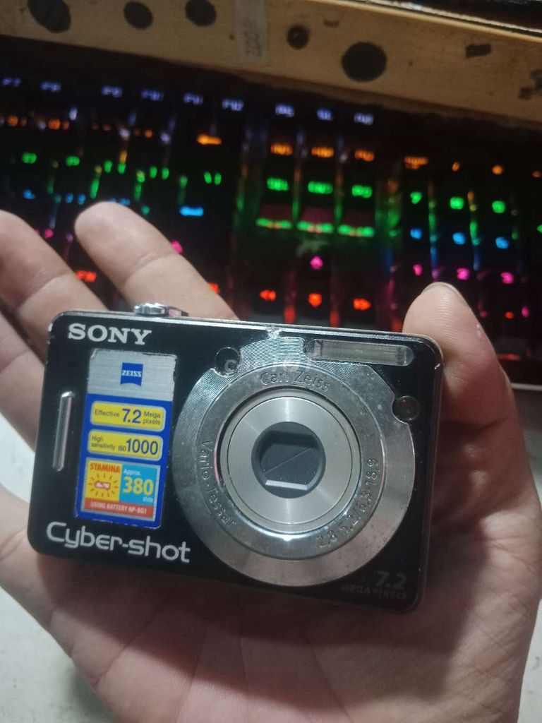 Máy ảnh Sony Cyber-shot Đen. Mua bán Máy ảnh, Máy quay tại Huyện Củ Chi Tp Hồ Chí Minh được đăng bởi Lê Nhựt    có gì bán đó hình 1