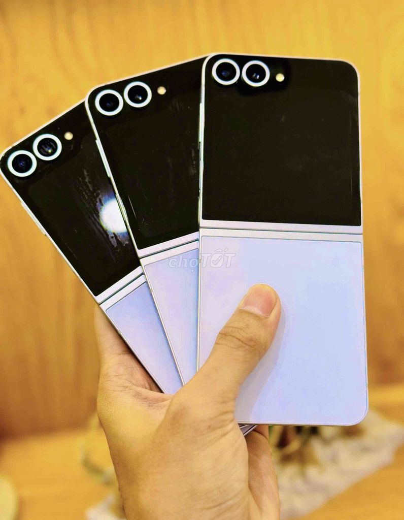 Samsung ZFlip6 Xanh Icy Blue 12/256GB. Mua bán Điện thoại tại Quận 10 Tp Hồ Chí Minh được đăng bởi Trần Như Ngọc hình 1