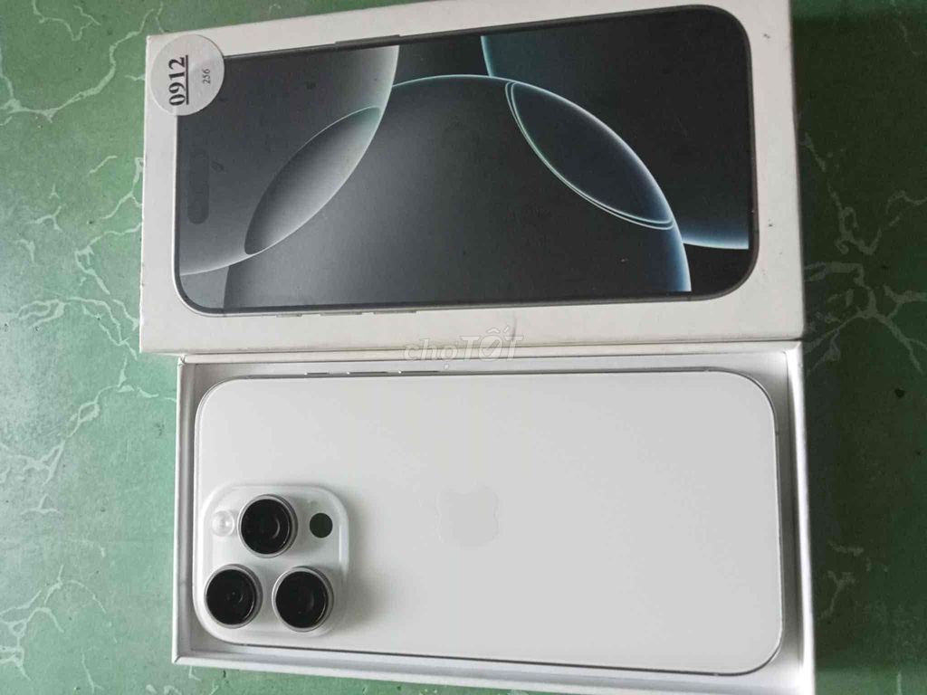 iPhone 16 Pro 256GB trắng VN/a còn bảo hành mới99%. Mua bán Điện thoại tại Thành phố Vĩnh Long Vĩnh Long được đăng bởi Nam hình 1