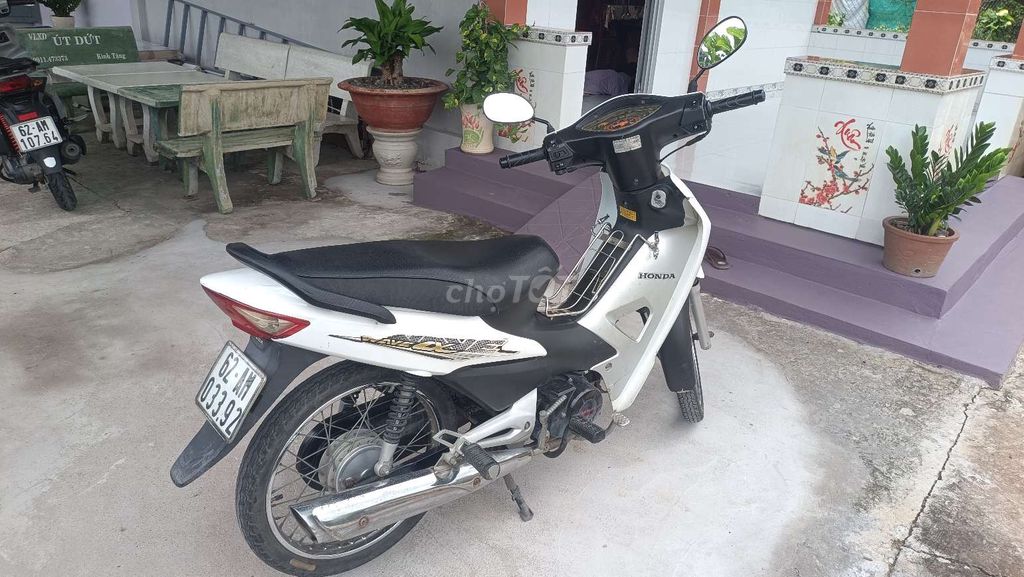 Xe wave 50cc trắng. Mua bán Xe máy tại Huyện Cần Đước Long An được đăng bởi Thịnh hình 2