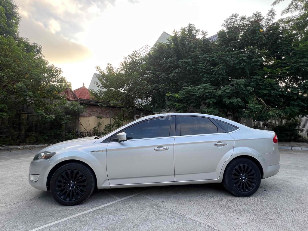 Главная» Продажа оригинального Ford Mondeo 2011 AT