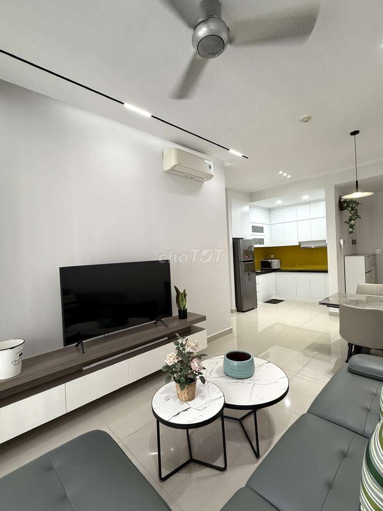 Cho thuê sky garden3 PMH. 2pn,2wc full nt cao cấp.Nhà mới100% như hình