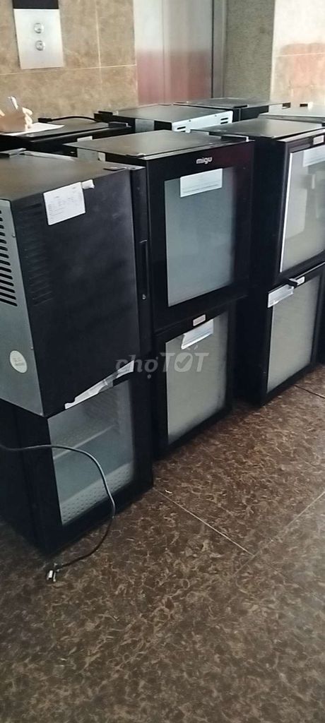Tủ mát Migu Đen Đã qua sử dụng. Mua bán Tủ lạnh tại Quận Sơn Trà Đà Nẵng được đăng bởi Le Tuyet hình 1