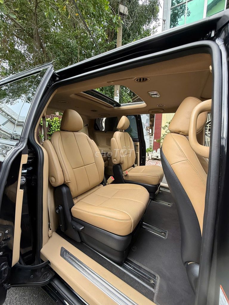 Kia Sedona 2019 2.2 DAT Luxury - 72000 km. Mua bán Ô tô tại Quận Bình Thạnh Tp Hồ Chí Minh được đăng bởi Nguyen van dat hình 13