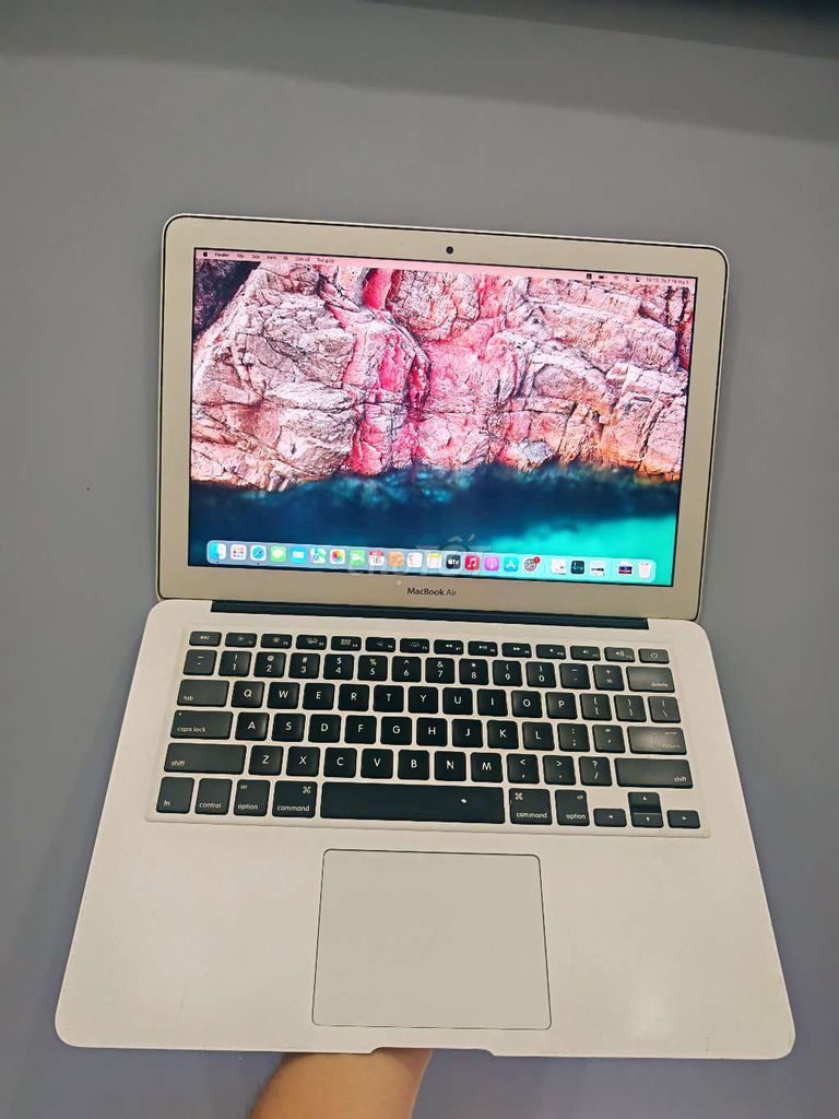 MacBook Air i5 Ram 8GB/SSD 128G 13inch. Mua bán Laptop tại Huyện Hòa Thành Tây Ninh được đăng bởi 2nd hình 1