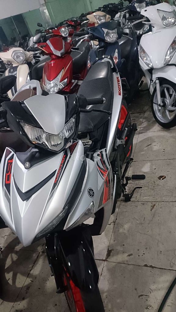 Yamaha Exciter 150 2019 Bạc. Mua bán Xe máy tại Quận Bình Tân Tp Hồ Chí Minh được đăng bởi cửa hàng xe máy cũ Tiến phát chuyên bán góp trả trước 0 đồng hình 2