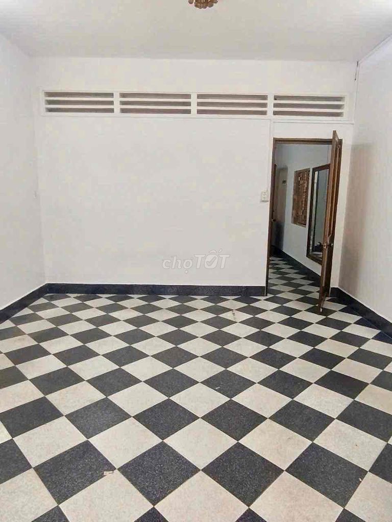- Cho thuê nhà Phường Quang Vinh  ngay trung tâm biên hoà 1 trệt 1 lửn