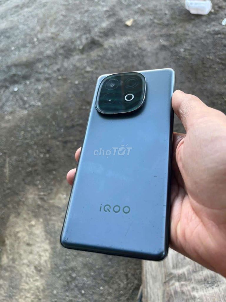 iQOO Xám Chụp ảnh, quay phim Dung lượng lớn. Mua bán Điện thoại tại Huyện Diên Khánh Khánh Hòa được đăng bởi Hoàng Lâm Lê Khải hình 1