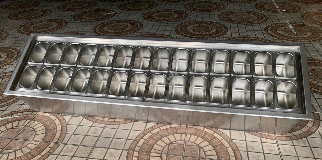 Khay Inox 304 28 ngăn giữ lạnh. Mua bán Dụng cụ nhà bếp tại Quận Bình Tân Tp Hồ Chí Minh được đăng bởi Pham thi my hien hình 1