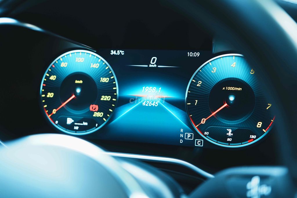 Mercedes Benz GLC200 4MATIC 2020 - 42000 km. Mua bán Ô tô tại Quận Thanh Xuân Hà Nội được đăng bởi Trần Trí Cường hình 7