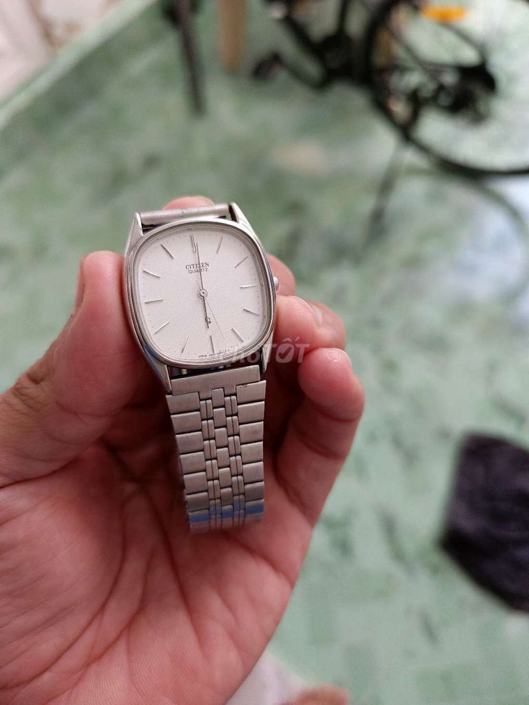 Citizen mặt tivi