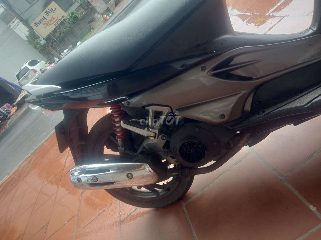 Cần bán xe máy Suzuki như hình. Mua bán Xe máy tại Thành phố Thái Bình Thái Bình được đăng bởi Tuấn  hình 3