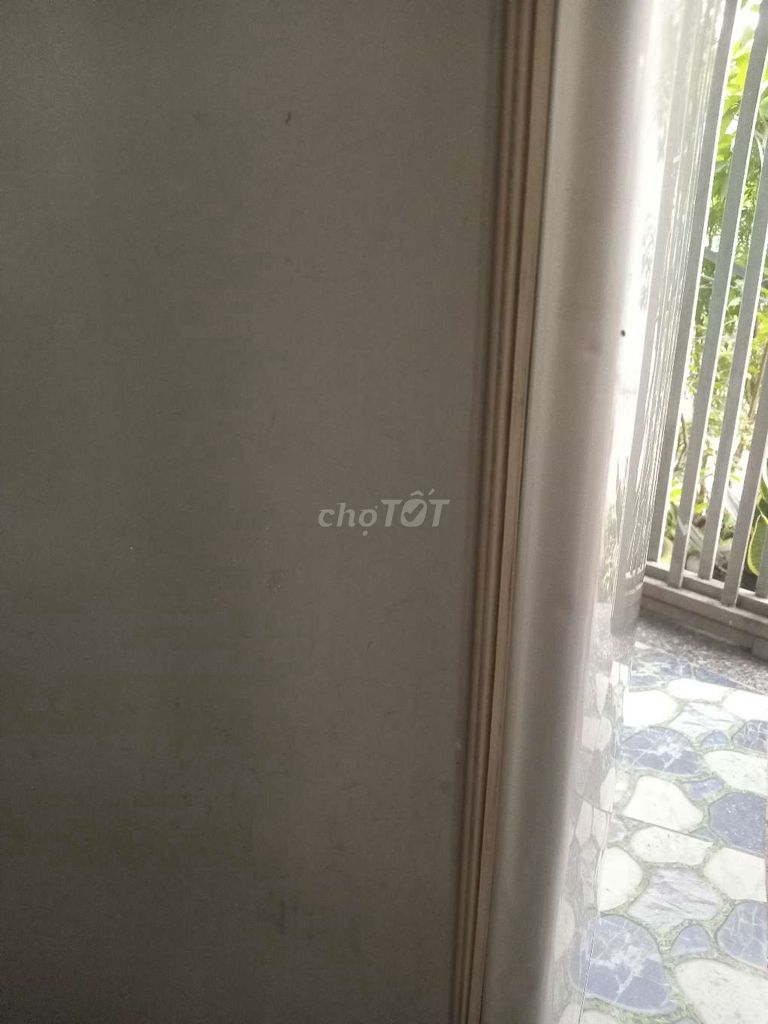 tủ lạnh mini Sanyo 90l xài tôt 600k
