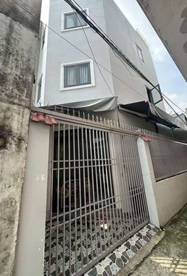 NHÀ 3 TẦNG HẺM XE HƠI NGUYỄN VĂN QUÁ- HƠN 3 ĐỒNG. Mua bán nhà ở tại Quận 12 Tp Hồ Chí Minh được đăng bởi Út