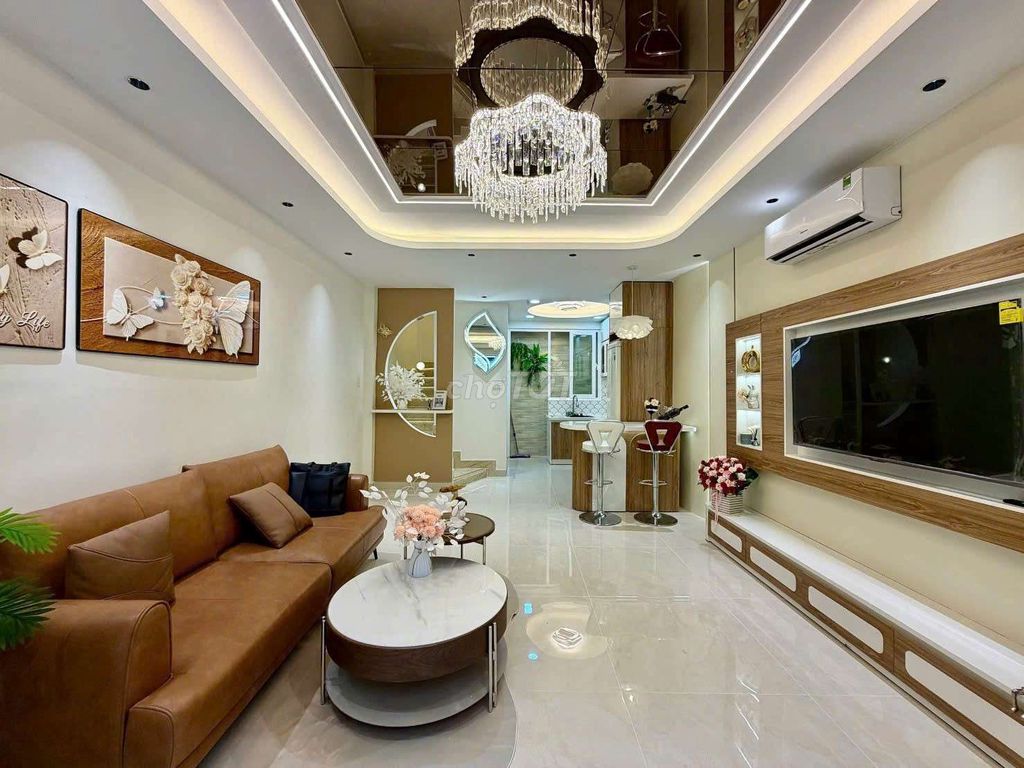 Аренда · 3 комн. · 40 м² · Quận Tân Bình, ул. Đường Cách Mạng Tháng Tám