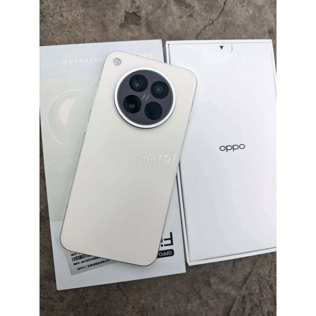 Oppo Find X8s 16GB 512GB Trắng Cấn nhẹ viền. Mua bán Điện thoại tại Huyện Hòa Vang Đà Nẵng được đăng bởi Hà hình 1