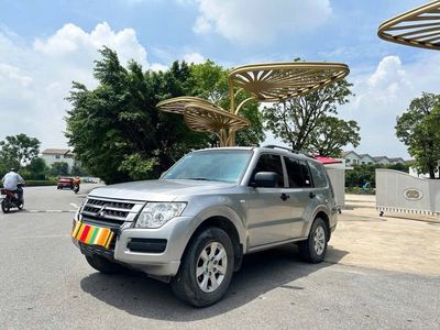 Mitsubishi Pajero 2018 3.0 V93 2 cầu tự động. Mua bán Ô tô tại Huyện Hoài Đức Hà Nội được đăng bởi Anh Tuấn
