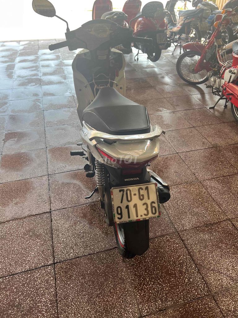 future 2023 trang di 7000km moi 99% xe dep 70G1. Mua bán Xe máy tại Huyện Hòa Thành Tây Ninh được đăng bởi Nguyễn Đình Tứ hình 3