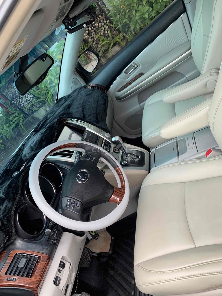 LEXUS RX 400h  4WD 2006 xe sưu tầm, rất zin và đẹp. Mua bán Ô tô tại Thành phố Thủ Đức Tp Hồ Chí Minh được đăng bởi KENT hình 10