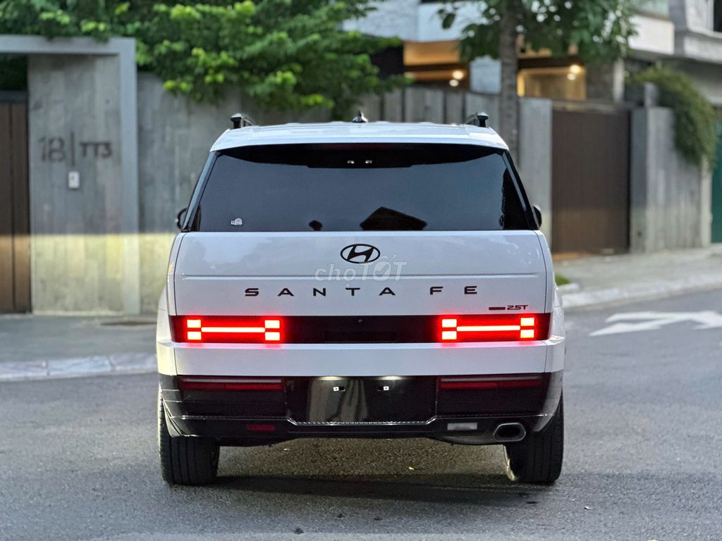 Hyundai SantaFe Calligraphy 2.5L Turbo HTRAC. Mua bán Ô tô tại Quận Bắc Từ Liêm Hà Nội được đăng bởi Phạm Quang Tuấn hình 6