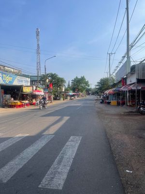 Bán đất Láng Lớn 5x31m, đường ô tô, gần Phú Mỹ, chỉ 4xx triệu