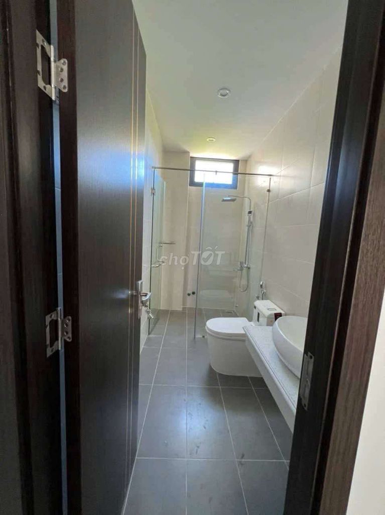 Furnished family house with a ground-floor bedroom in Hòa Xuân — photo 6
