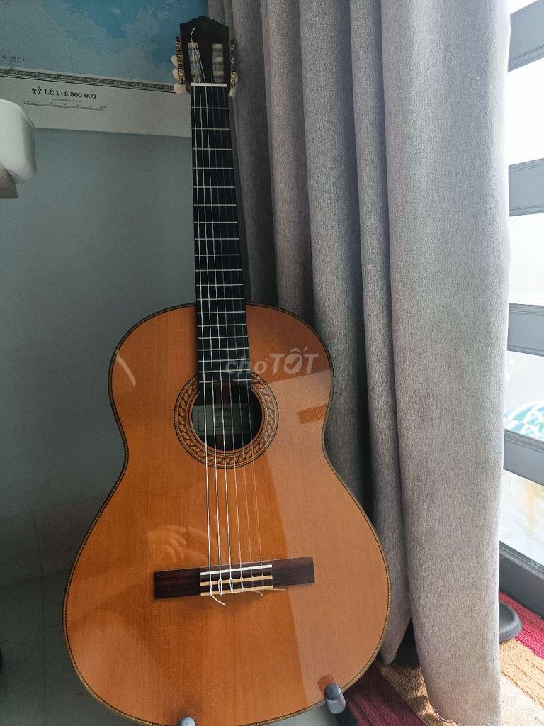 Thanh lý guitar yamaha cg192c