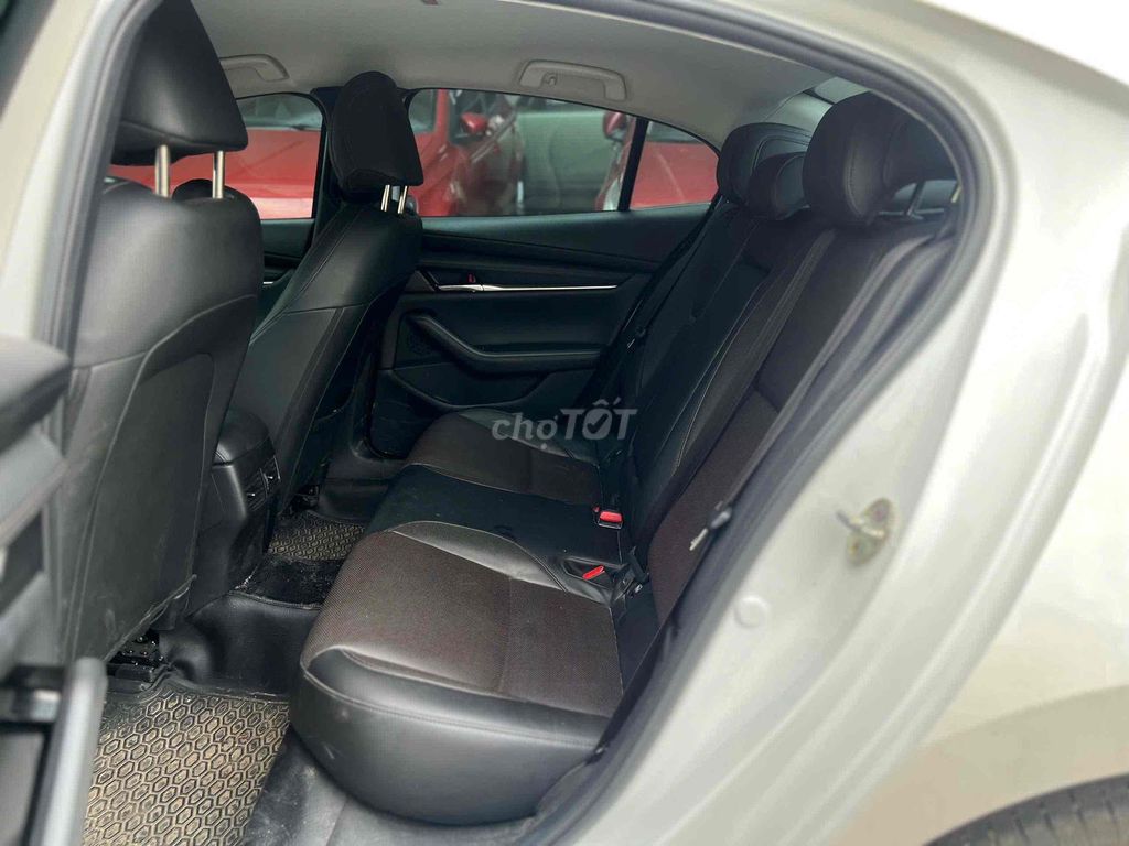 Mazda 3 2024 1.5L Luxury - 26000 km. Mua bán Ô tô tại Thành phố Thuận An Bình Dương được đăng bởi Phạm Nguyễn Hồng Nhung hình 8