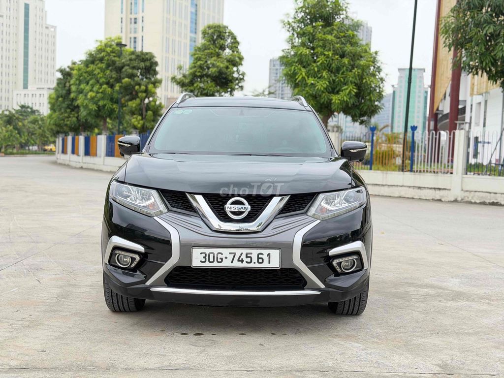 Nissan X-Trail 2020 2.5 полный привод черный