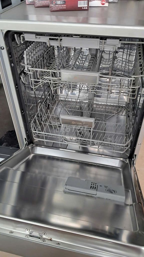 pass Máy rửa bát BE-14FSS21 Bạc 14 bộ. Mua bán Bếp, lò, đồ điện nhà bếp tại Huyện Ân Thi Hưng Yên được đăng bởi ĐIỆN MÁY  ANH TRÍ hình 1