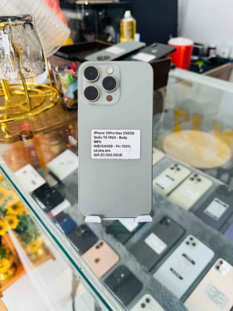 iPhone 15 Pro Max Bạc 256GB ( bán trả góp ). Mua bán Điện thoại tại Thành phố Long Xuyên An Giang được đăng bởi Lý Apple hình 1