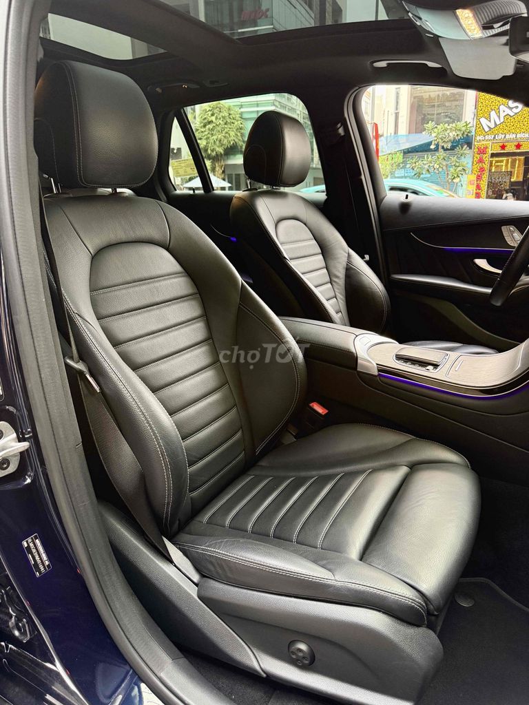 Mercedes Benz GLC Class 2021 - V1. Mua bán Ô tô tại Quận Tân Phú Tp Hồ Chí Minh được đăng bởi Lê Băng Vinh hình 19