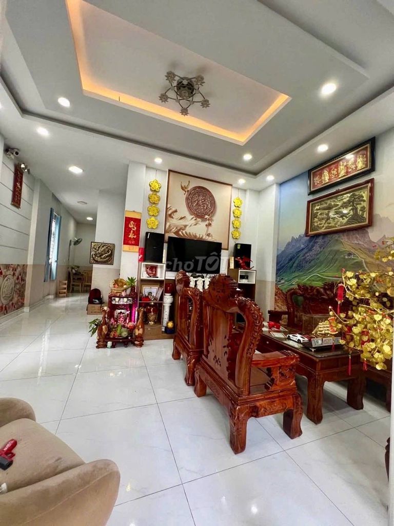 Bán nhà hẻm xe hơi gần cv Làng Hoa Nguyễn Văn Khối Gò Vấp, 60M2, 5.99t