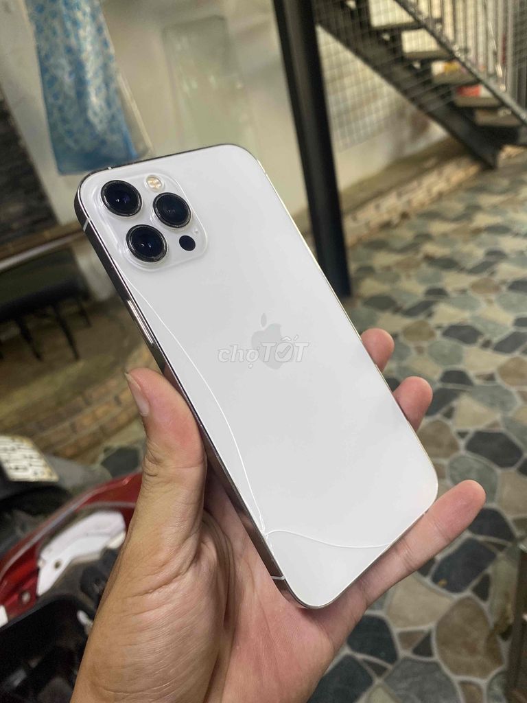 iPhone 12 Pro Max 256GB Trắng. Mua bán Điện thoại tại Thành phố Buôn Ma Thuột Đắk Lắk được đăng bởi Hoàng Vũ hình 1